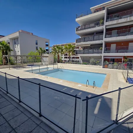 Rooftop Du Lavandou - Terrace And Pool Apartamento Le Lavandou