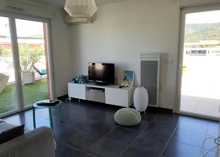 Apartman Rooftop Du Lavandou - Terrace And Pool