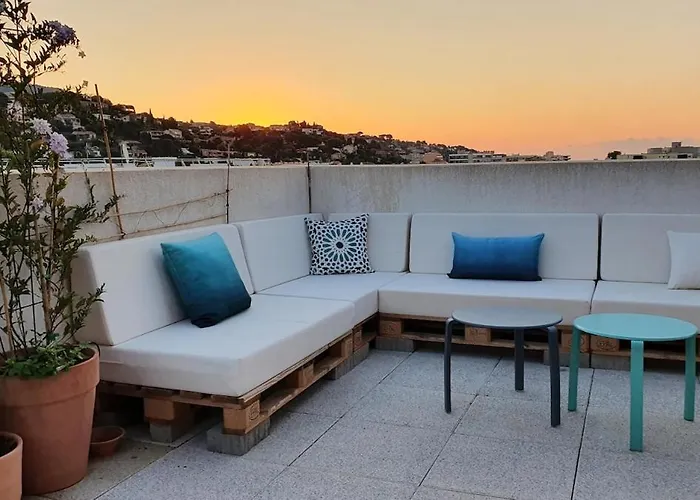 Rooftop Du Lavandou - Terrace And Pool Apartman *
