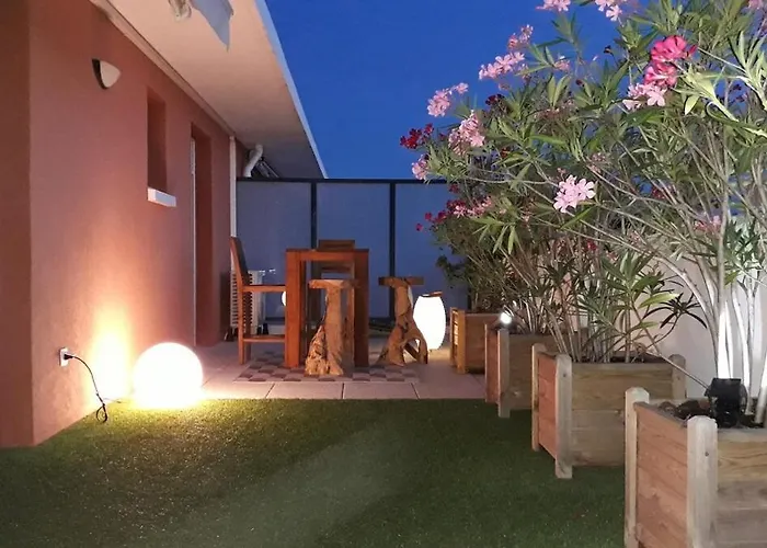 Apartman Rooftop Du Lavandou - Terrace And Pool Le Lavandou